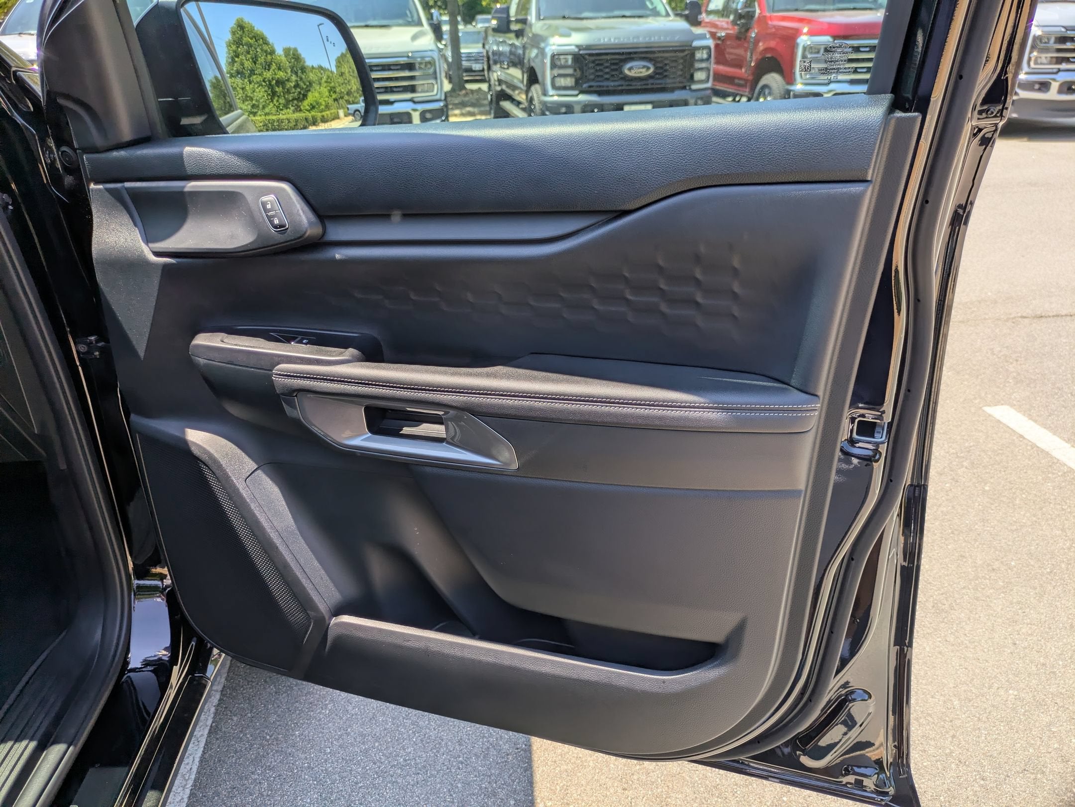 2025 Ford Ranger XLT - Crossroads Courtesy Demo