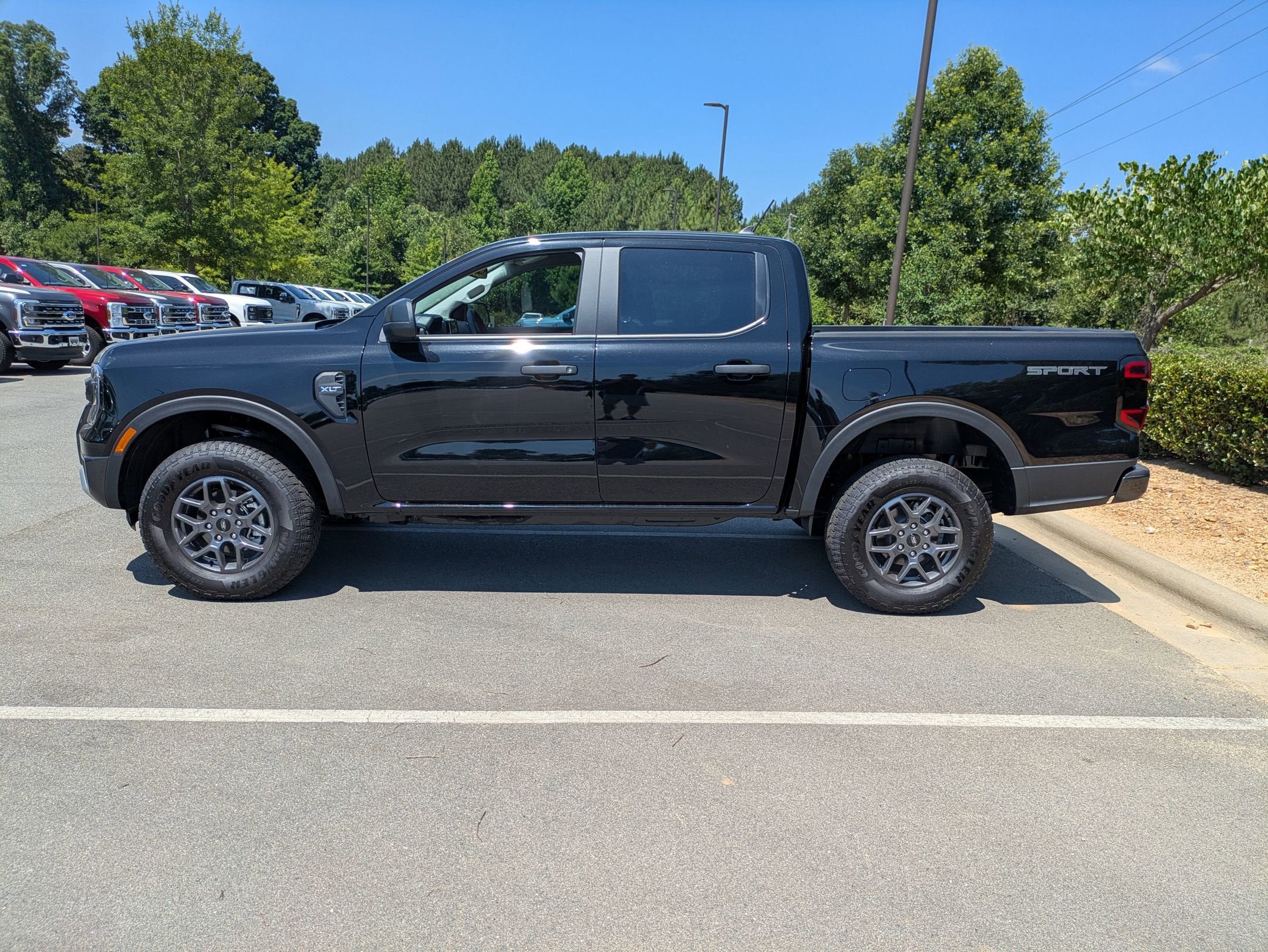 2025 Ford Ranger XLT - Crossroads Courtesy Demo