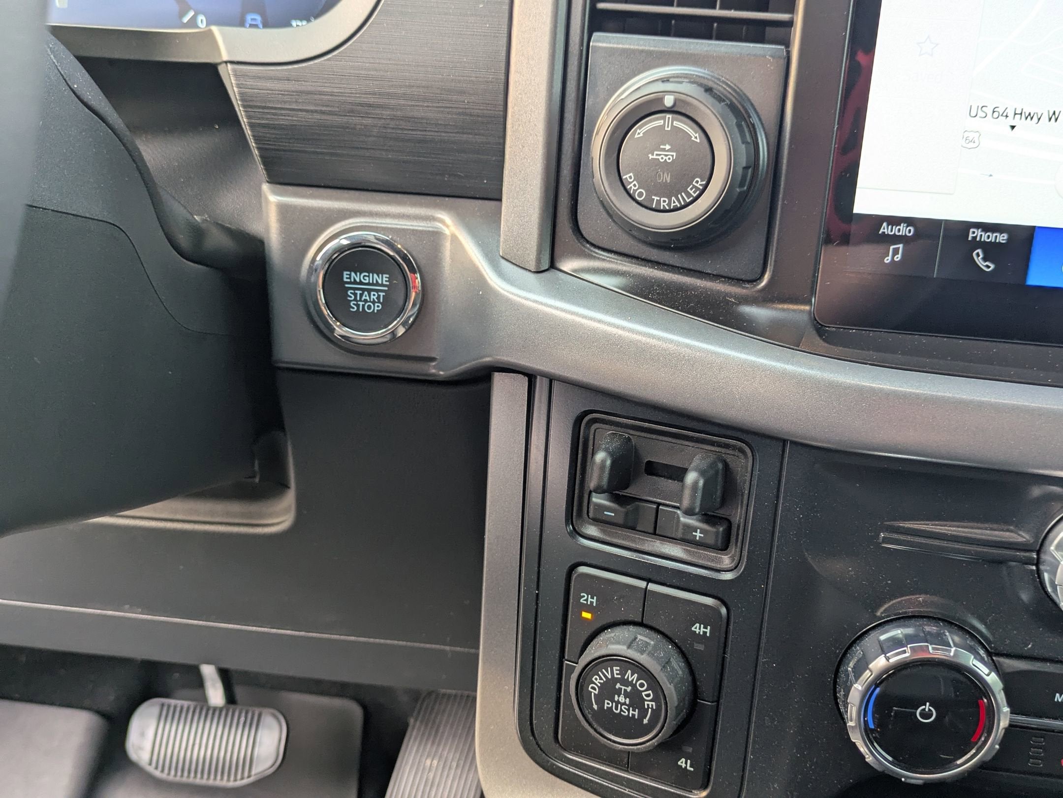 2026 Ford F-150 XLT - Crossroads Courtesy Demo
