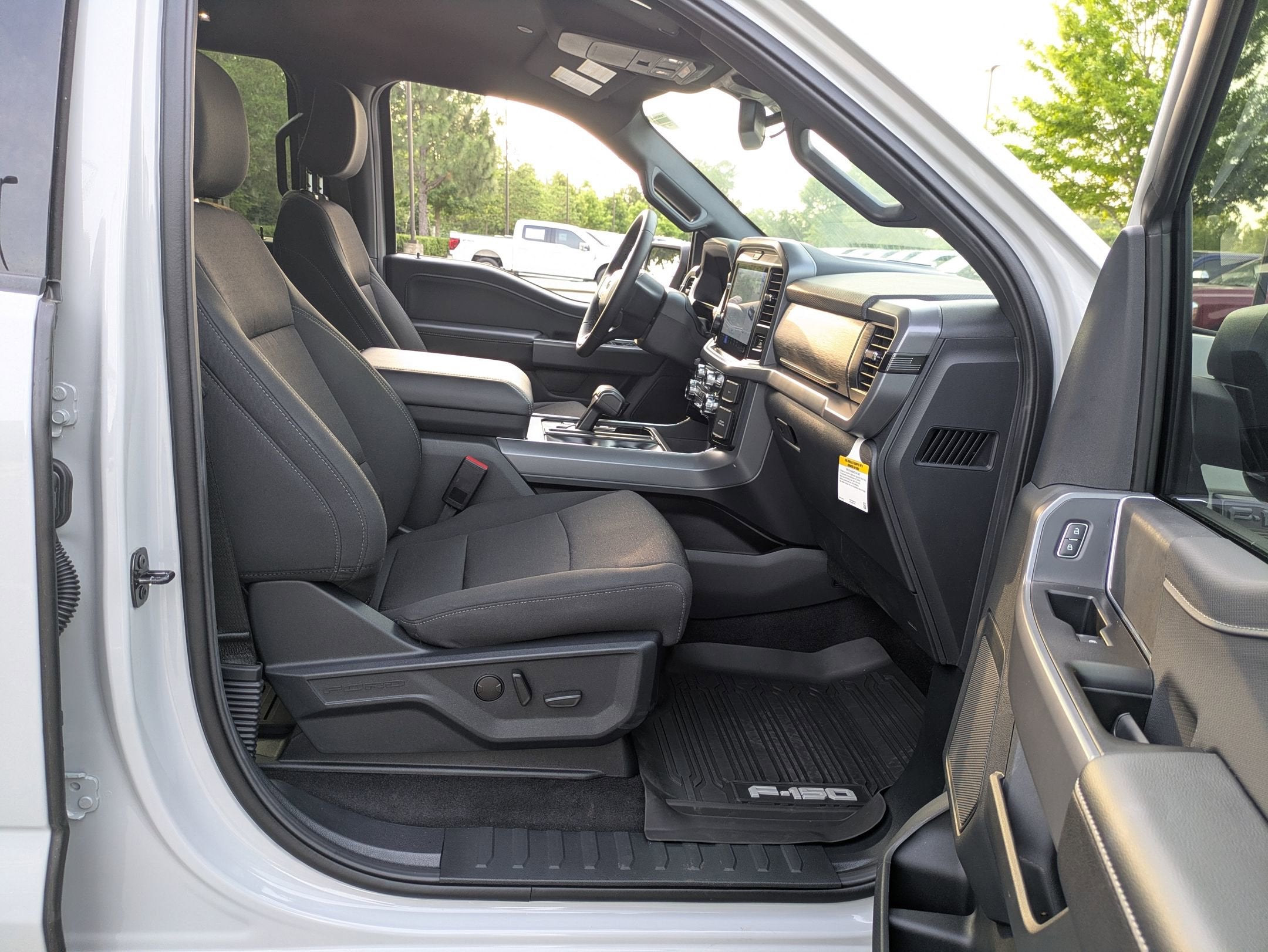 2026 Ford F-150 XLT - Crossroads Courtesy Demo