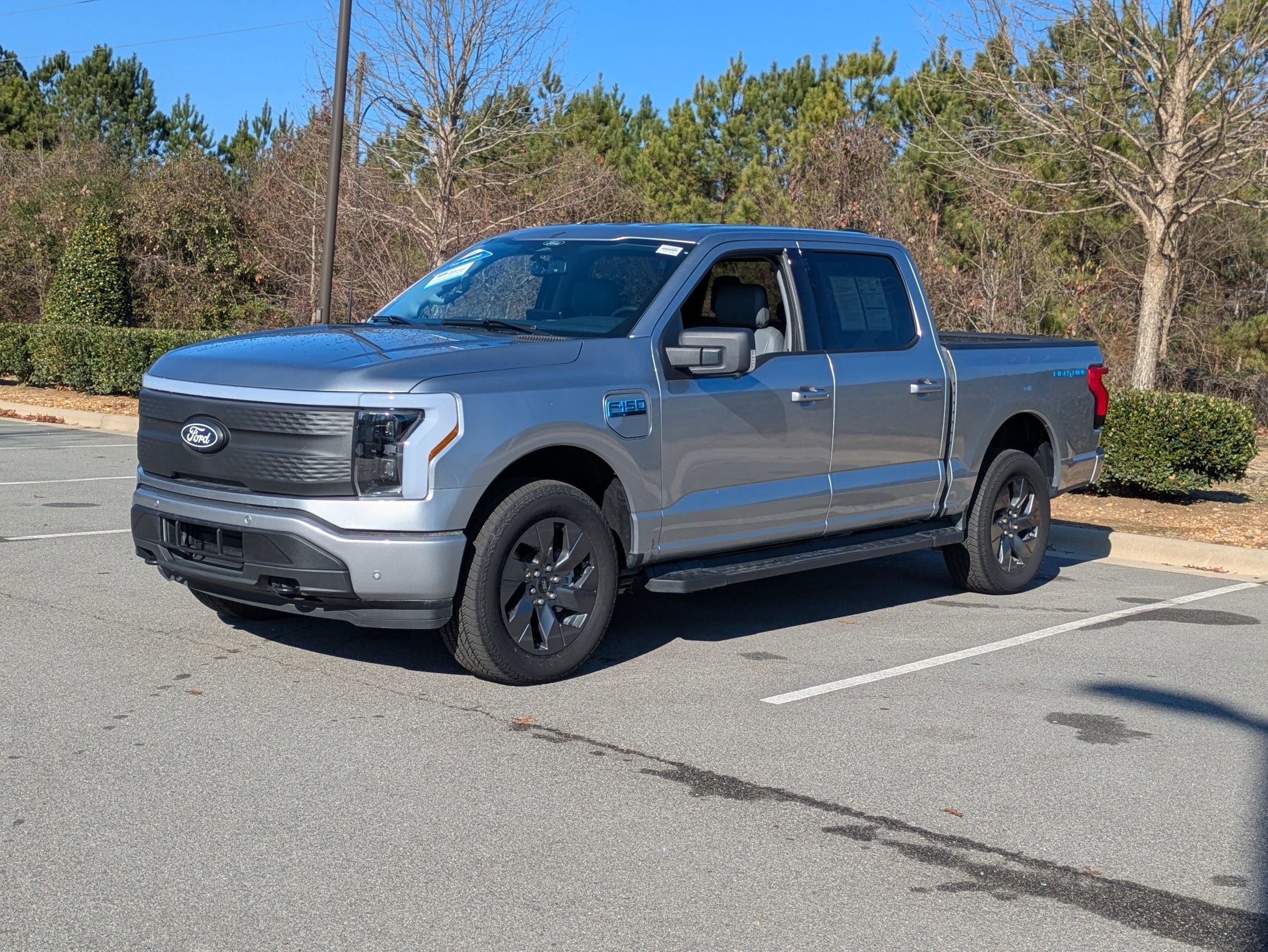 2025 Ford F-150 Lightning Flash