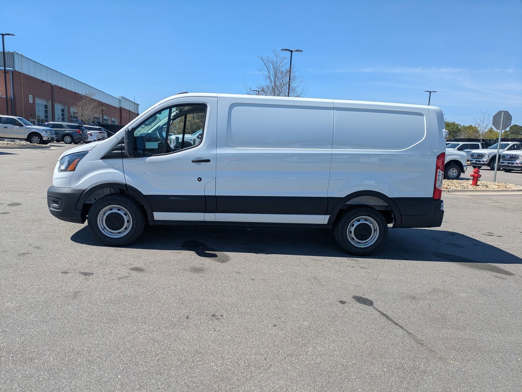 2026 Ford Transit Cargo Van Base