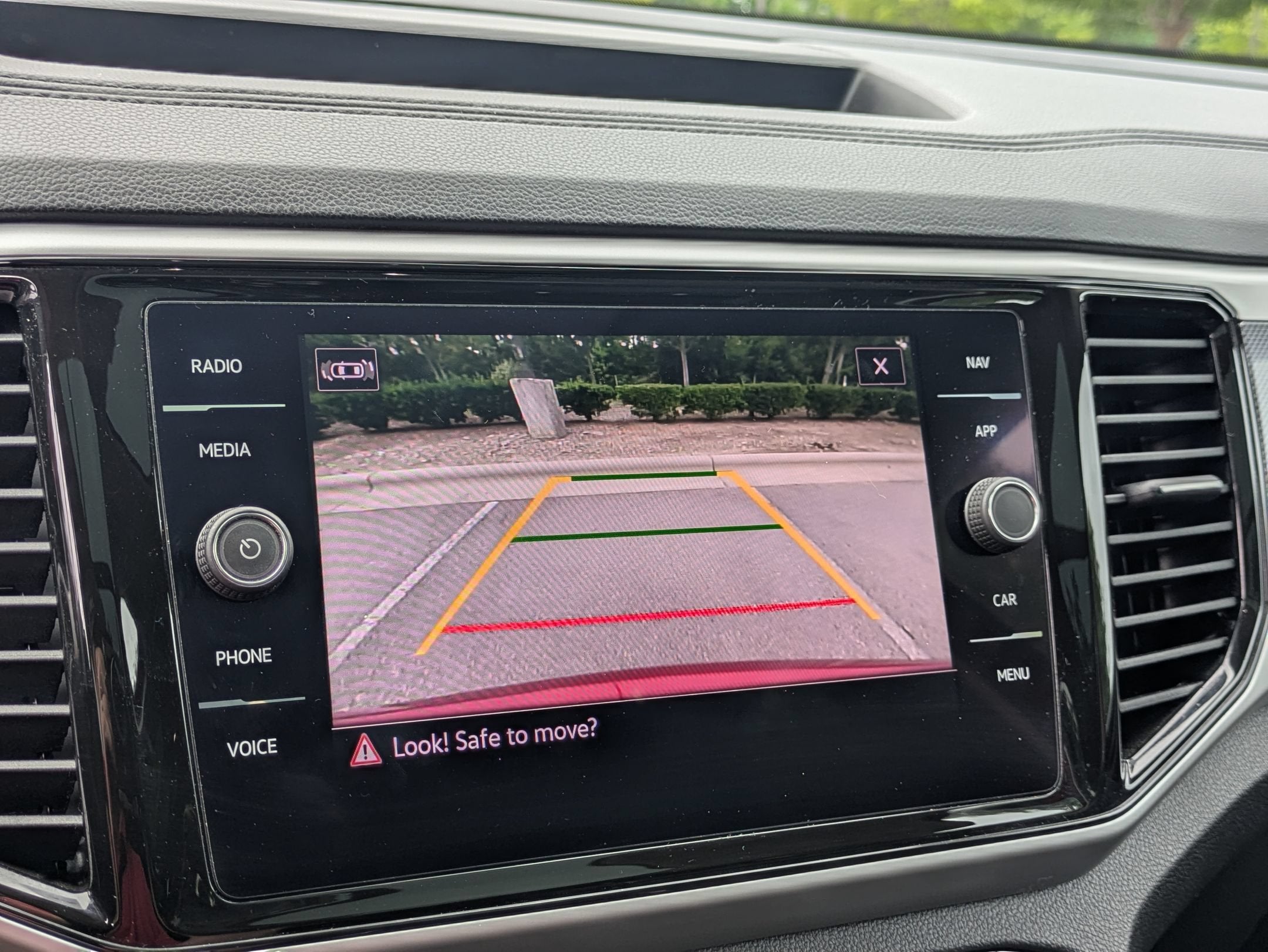 2022 Volkswagen Atlas 3.6L V6 SEL R-Line