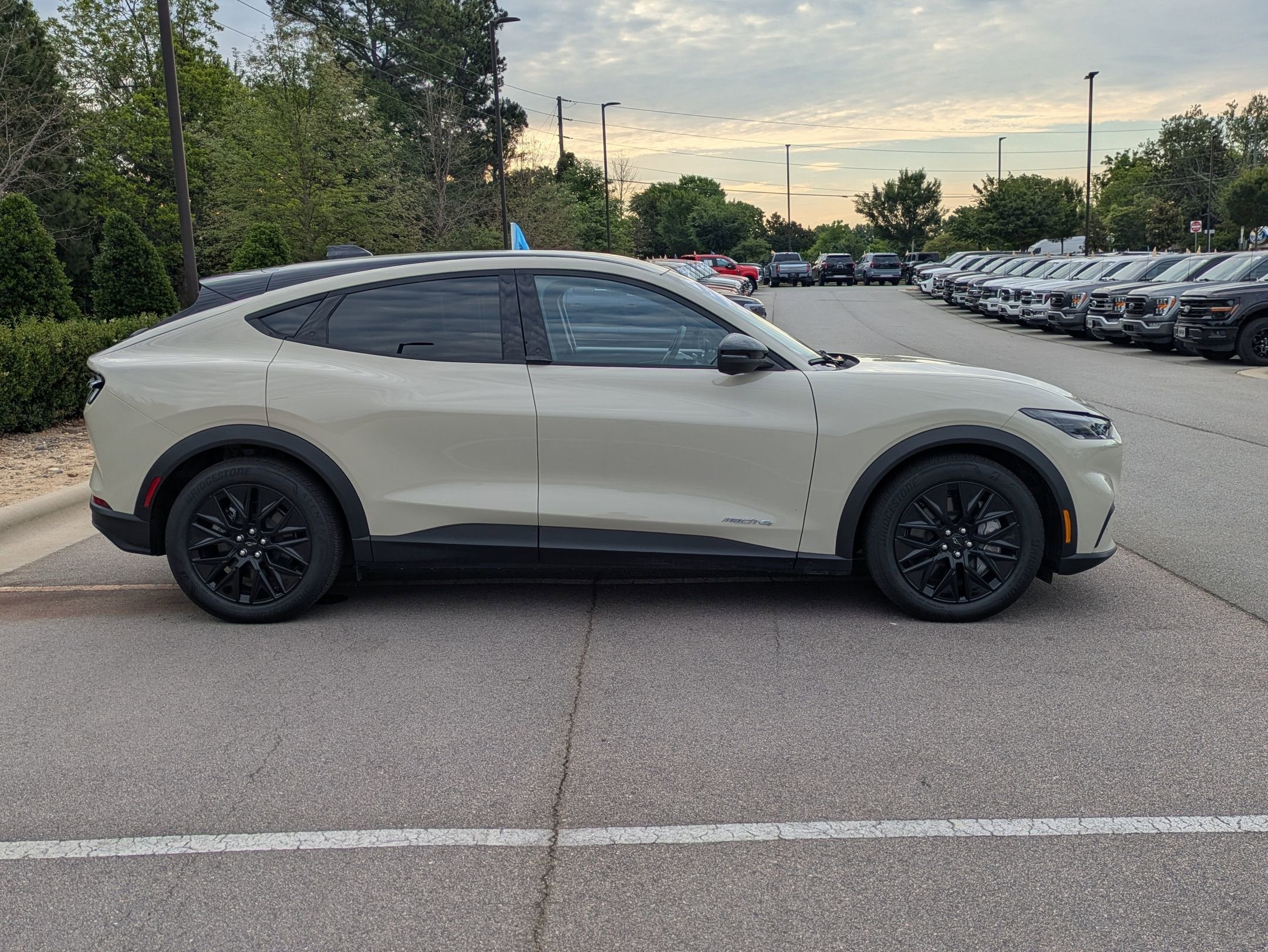 2025 Ford Mustang Mach-E Select