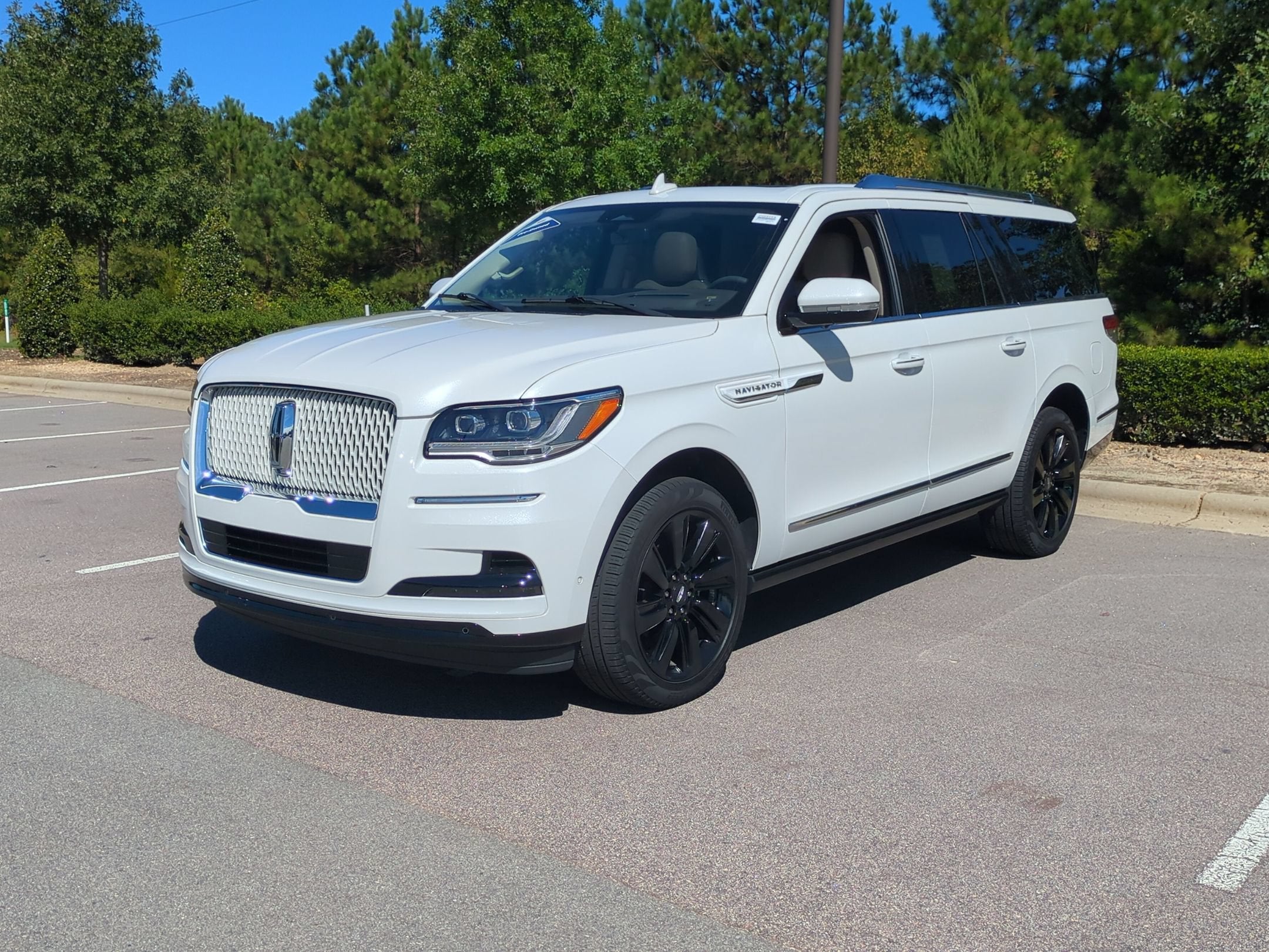 2024 Lincoln Navigator L Reserve