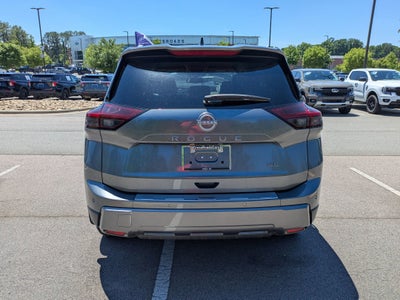 2024 Nissan Rogue SL