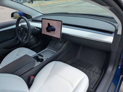 2023 Tesla Model 3 Base
