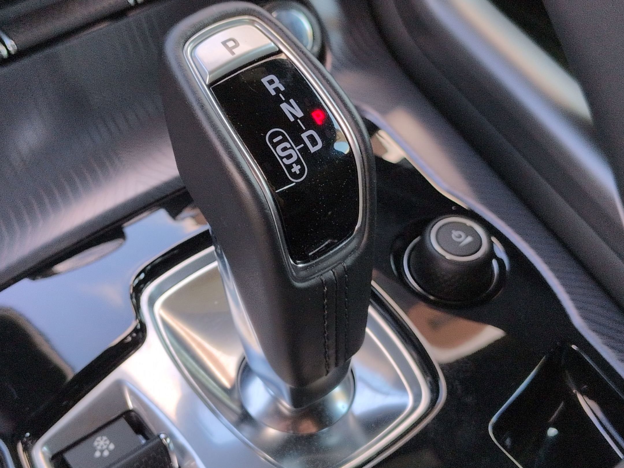 2024 Jaguar F-TYPE R-Dynamic