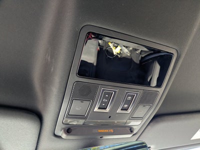 2023 Land Rover Defender X-Dynamic SE