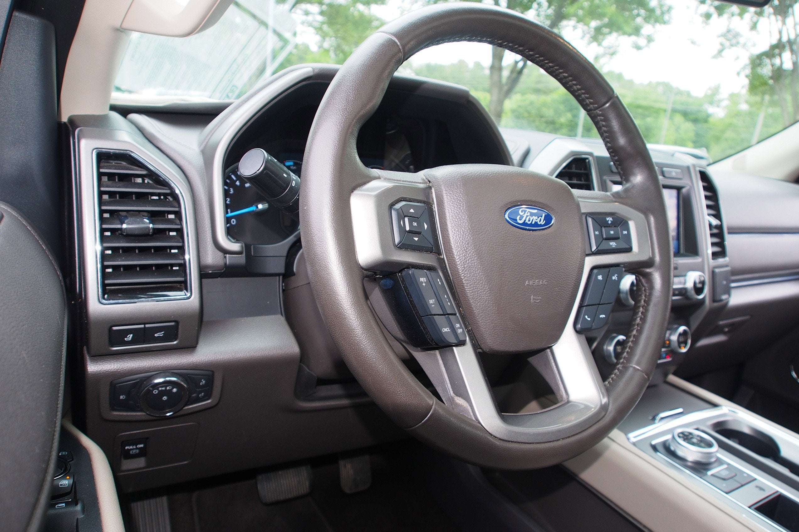 2021 Ford Expedition XLT