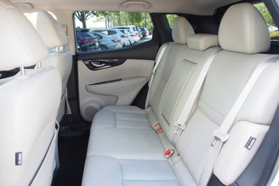 2022 Nissan Rogue Sport SL