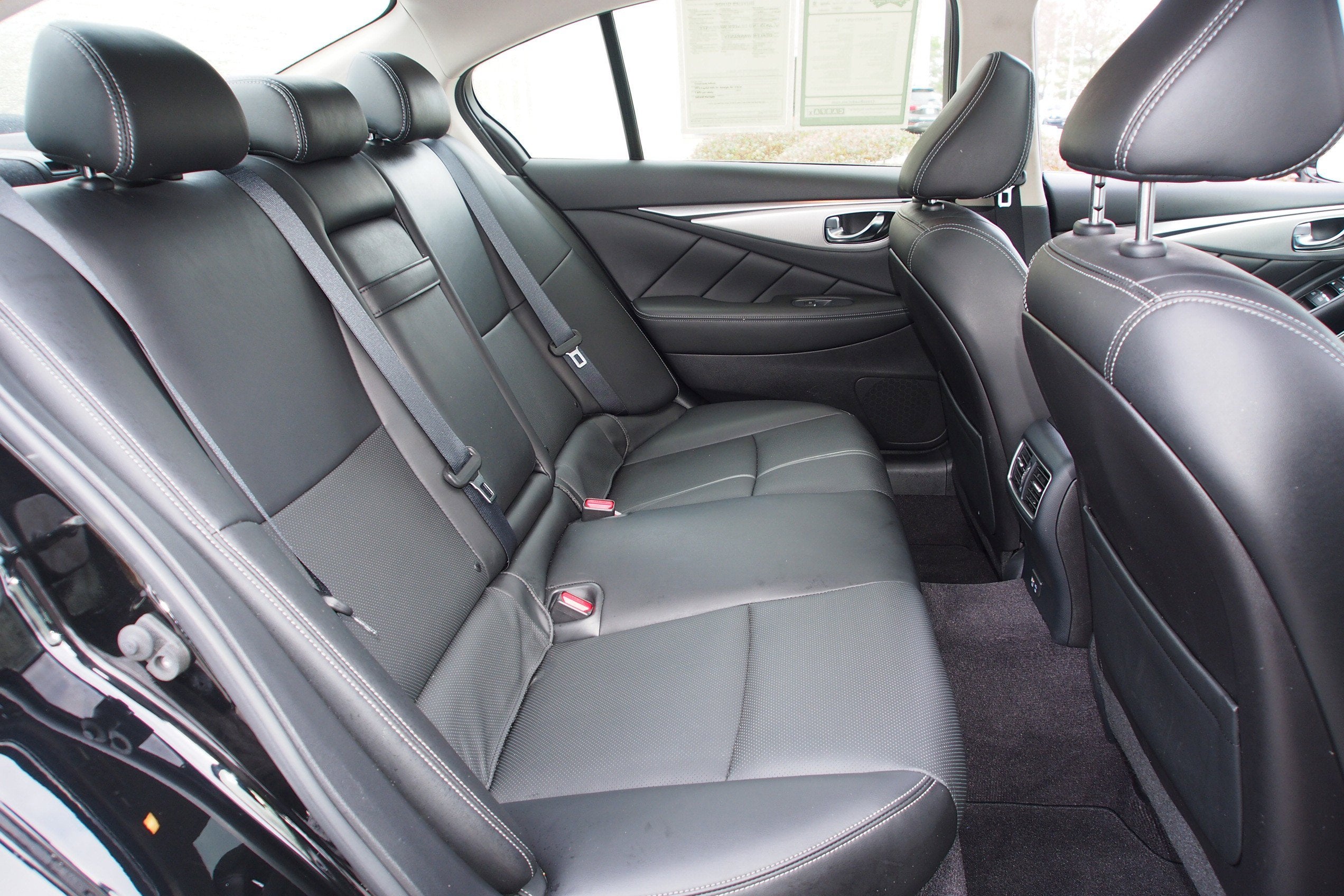 2022 INFINITI Q50 LUXE