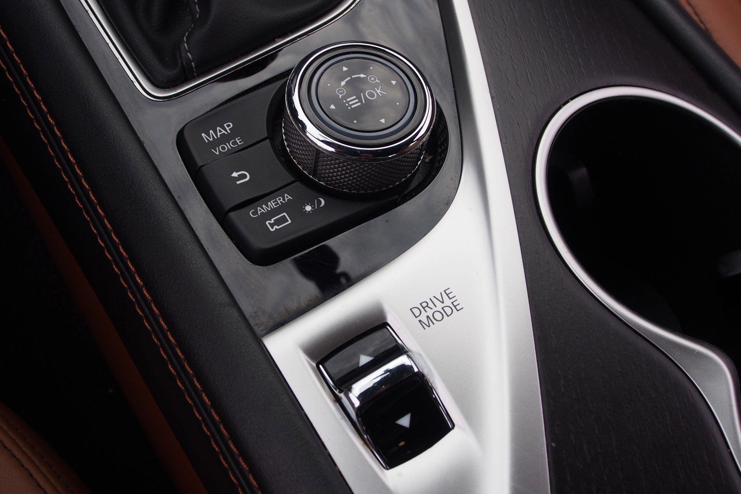 2023 INFINITI Q50 SENSORY