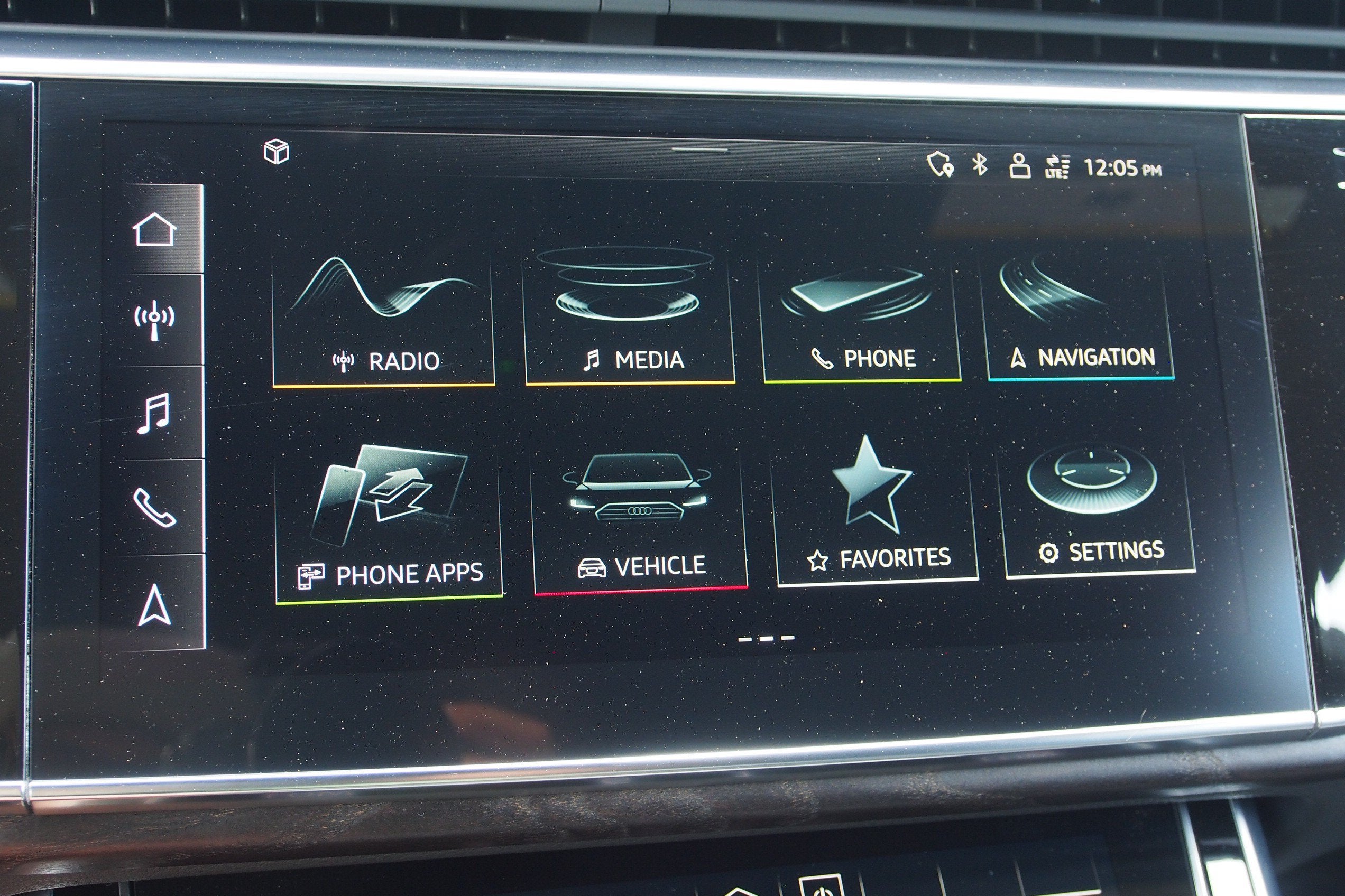 2022 Audi Q8 Premium Plus