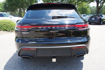 2023 Porsche Macan Base
