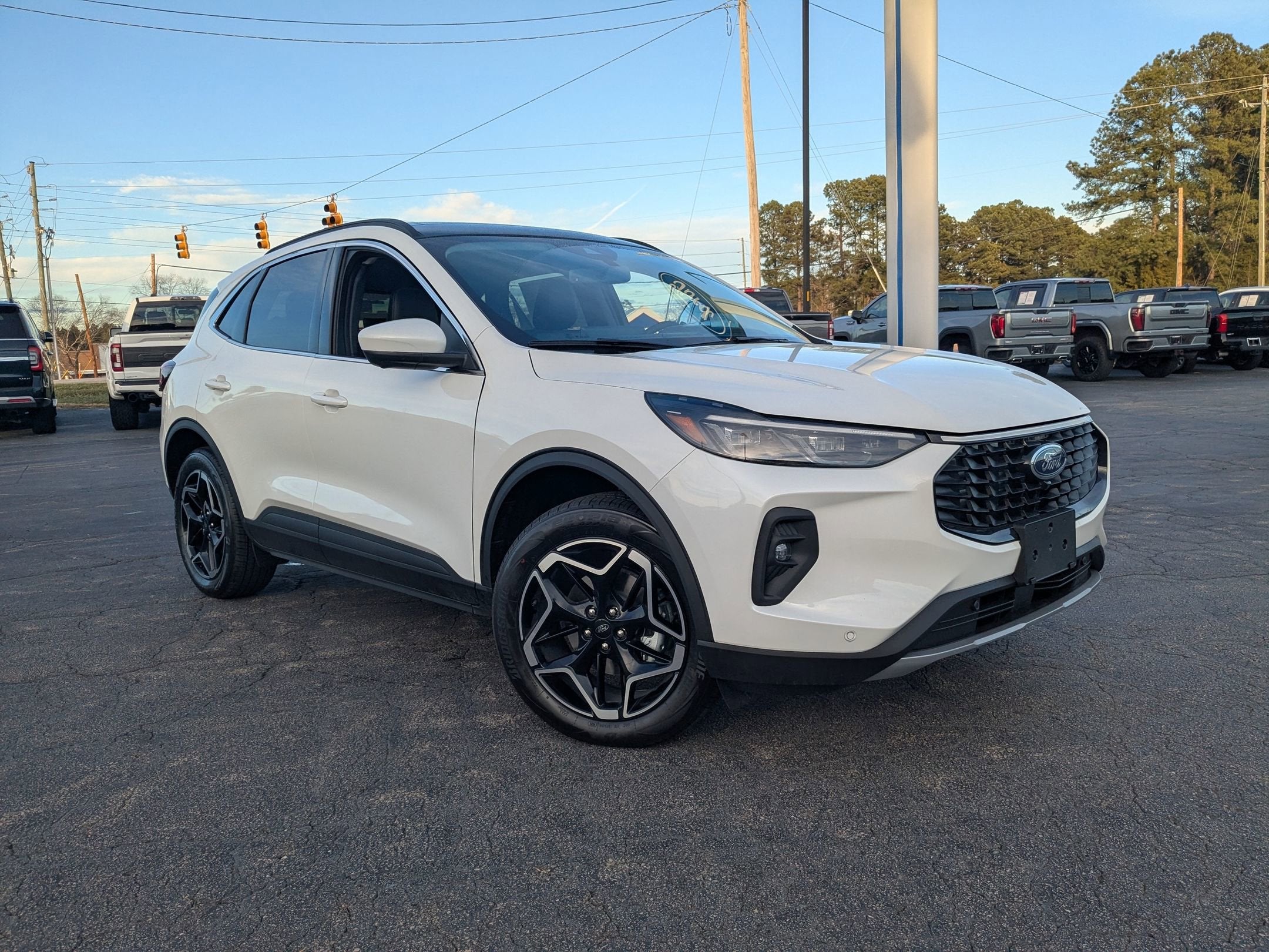 2026 Ford Escape Platinum