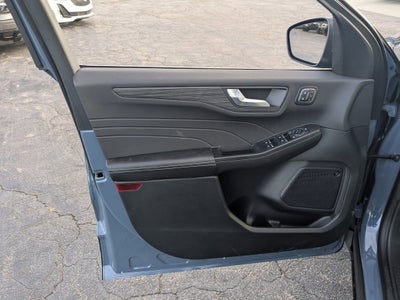 2026 Ford Escape Platinum