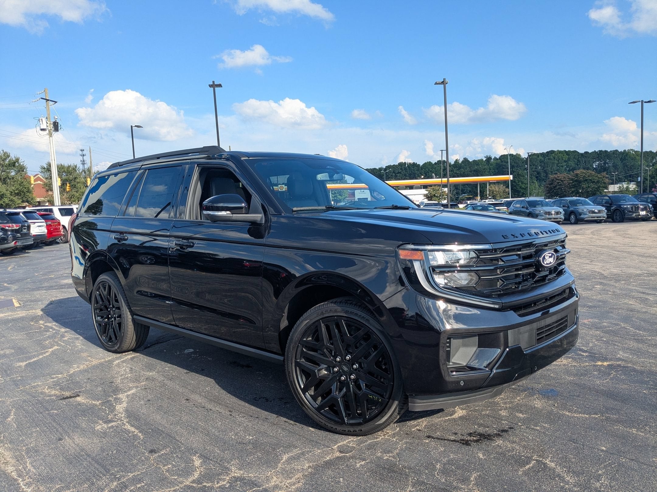 2027 Ford Expedition Platinum