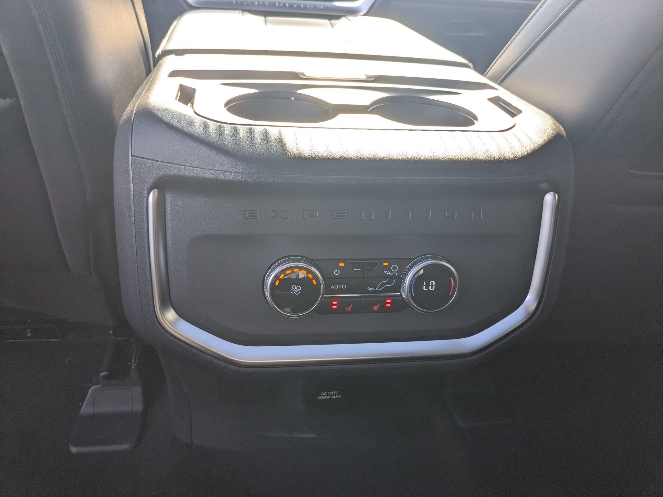 2027 Ford Expedition Platinum