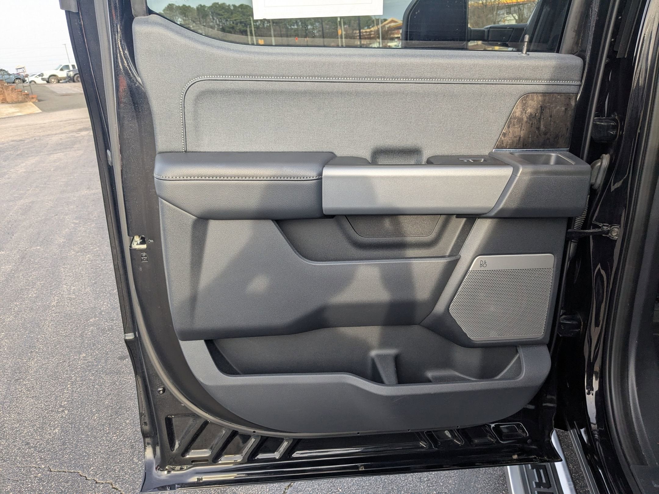 2024 Ford Super Duty F-250 SRW LARIAT