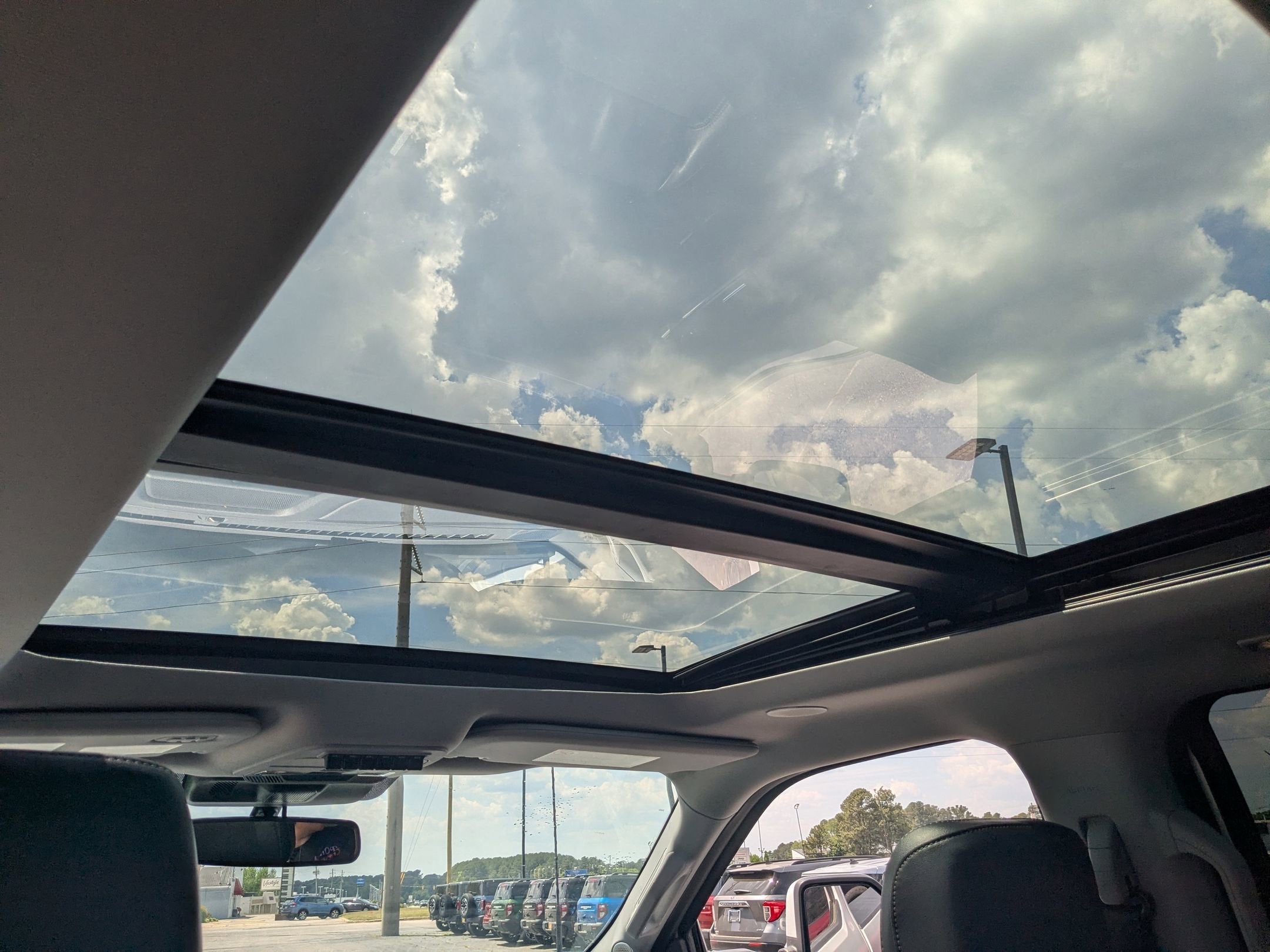 2023 Ford Super Duty F-250 SRW LARIAT