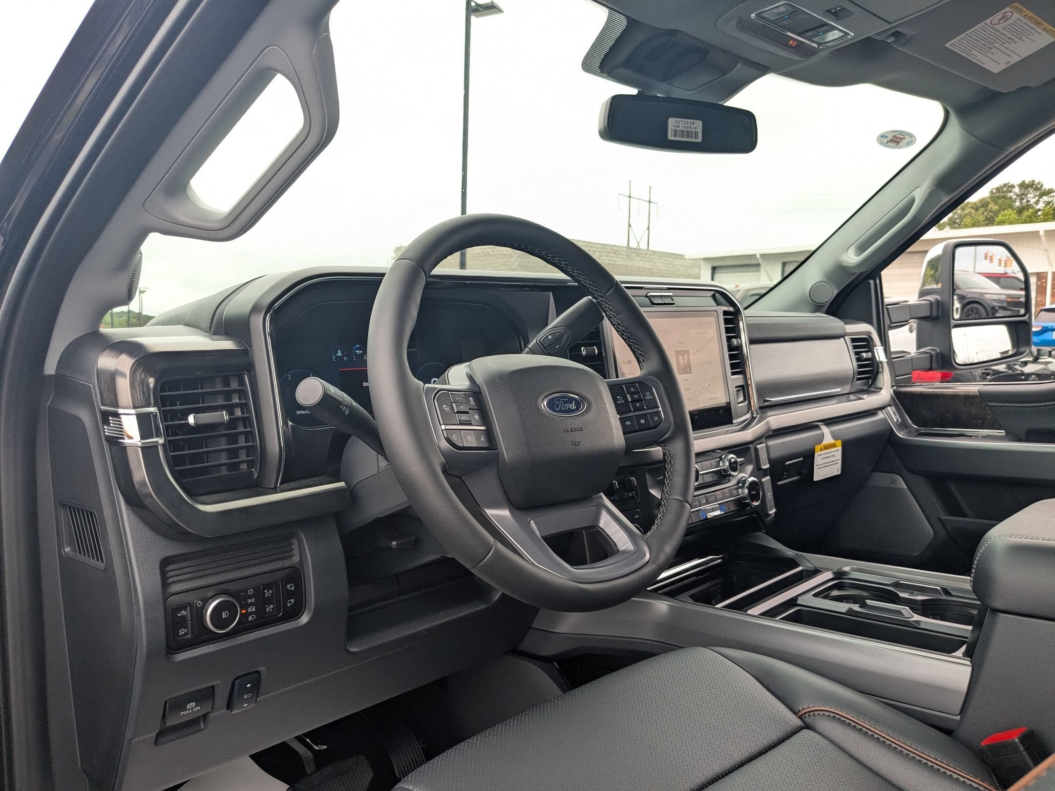 2026 Ford Super Duty F-350 DRW LARIAT