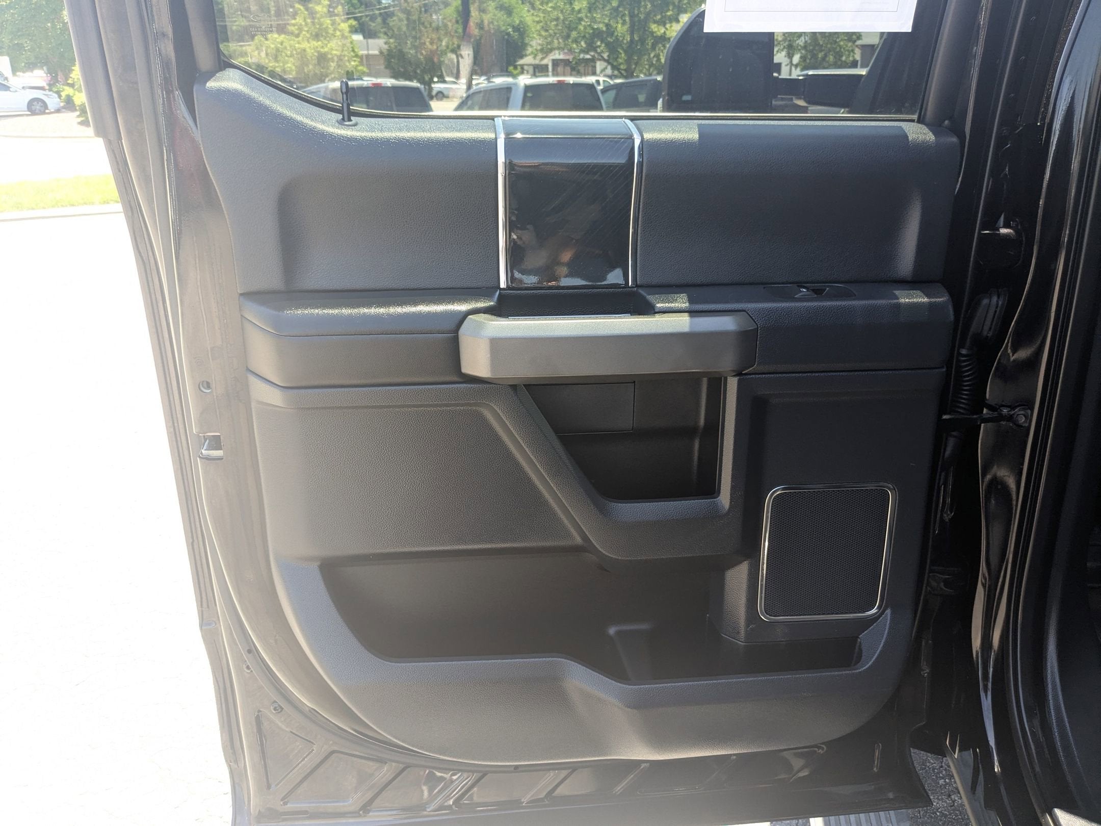 2022 Ford Super Duty F-450 DRW Platinum