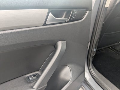 2014 Volkswagen Passat TDI SE