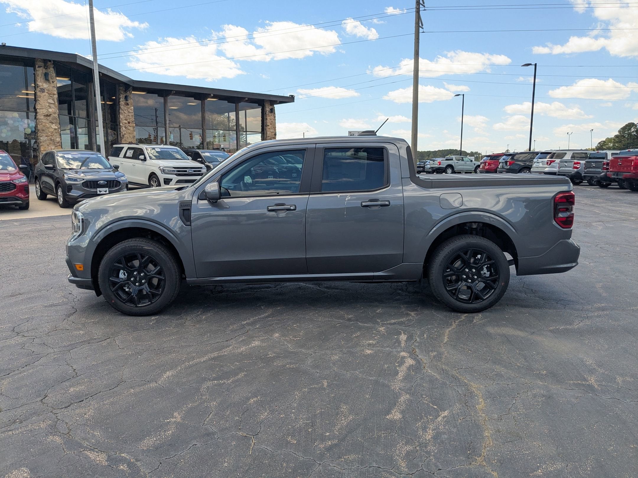 2025 Ford Maverick Lobo High