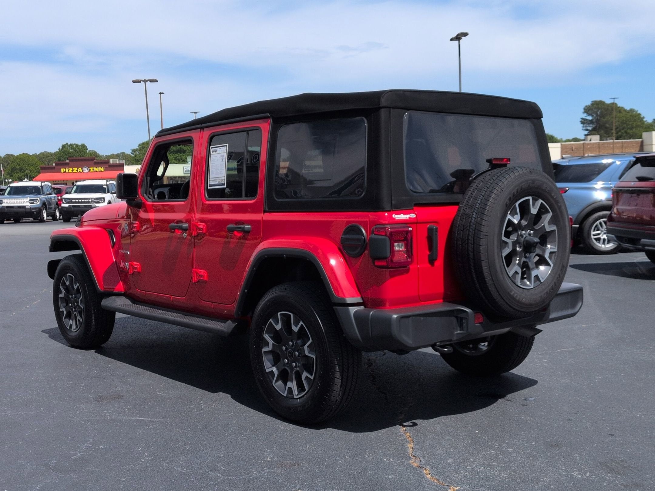 2024 Jeep Wrangler Sahara