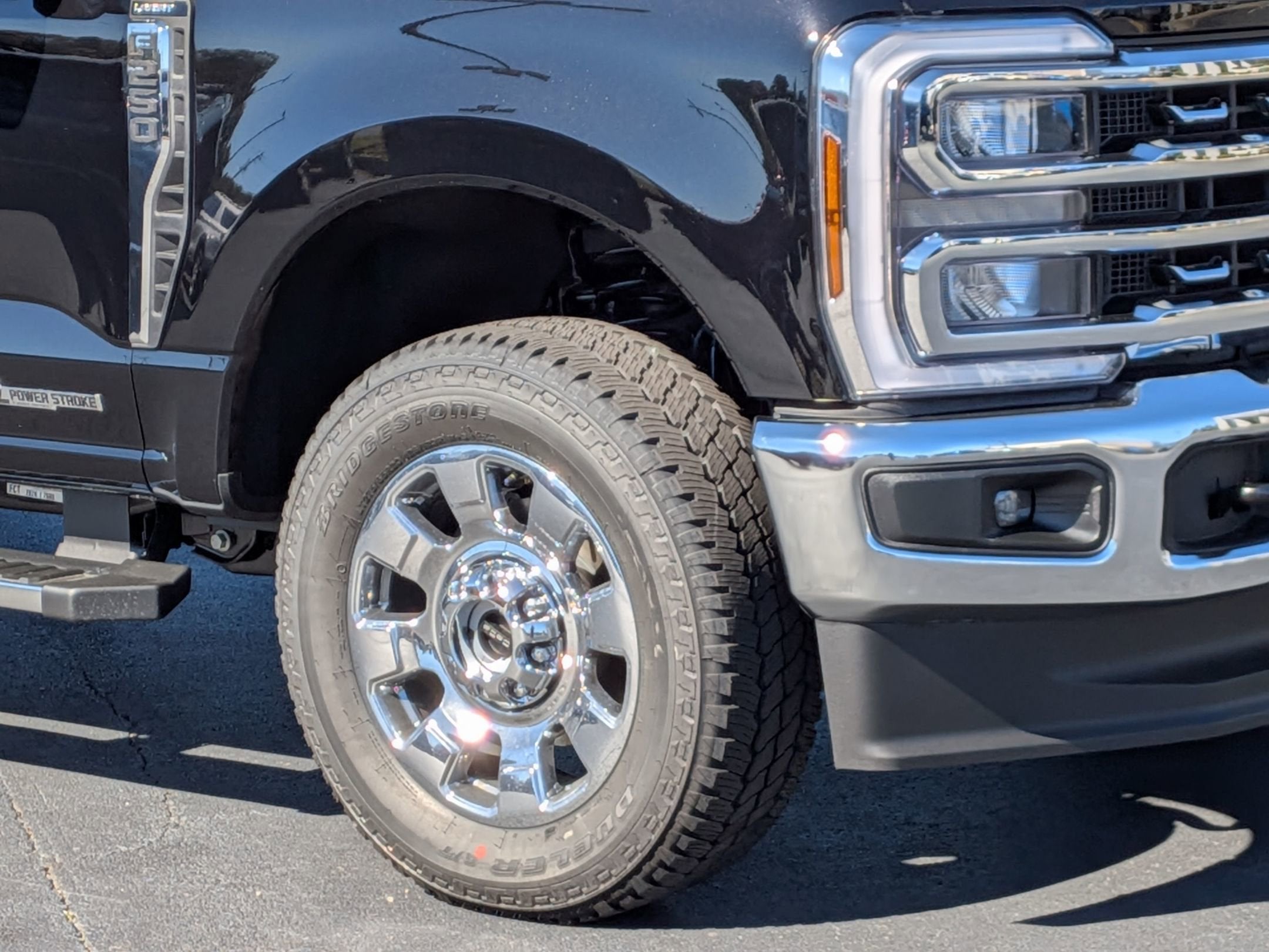 2026 Ford Super Duty F-250 SRW LARIAT