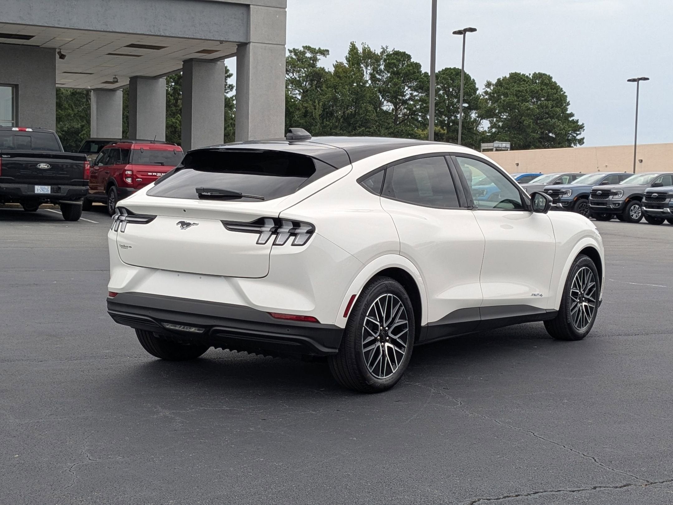 2025 Ford Mustang Mach-E Premium
