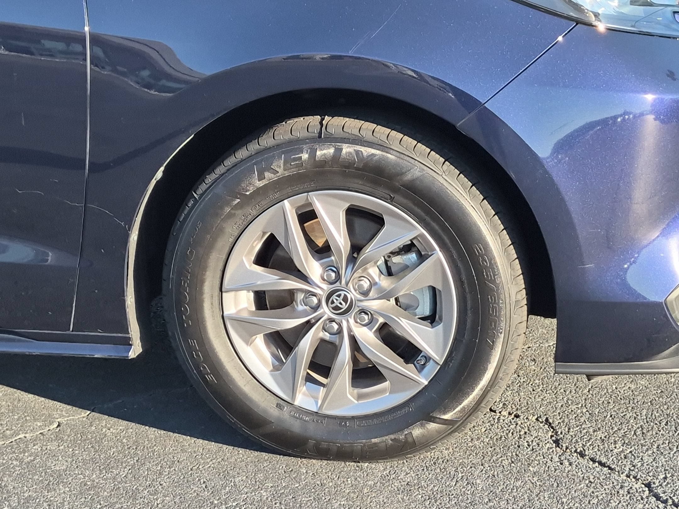 2025 Toyota Sienna XLE