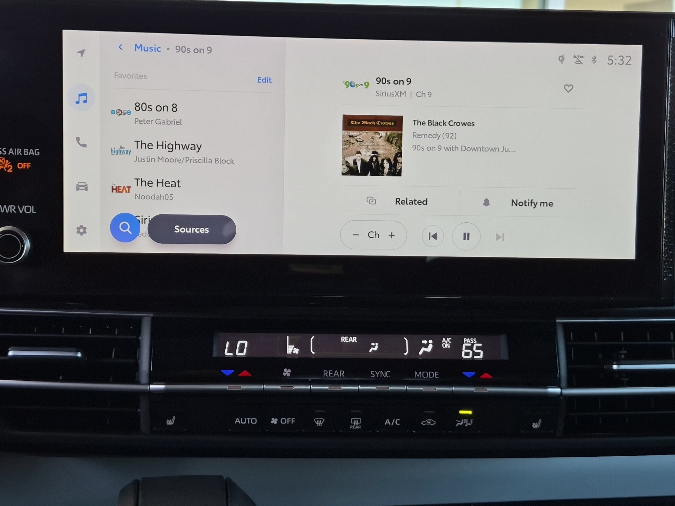 2025 Toyota Sienna XLE