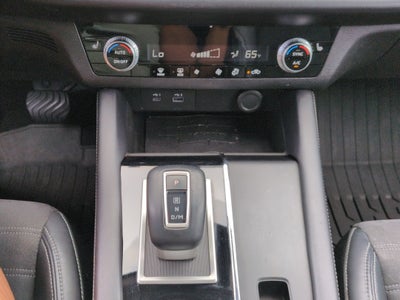 2023 Mitsubishi Outlander SE