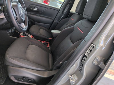 2020 Jeep Renegade Trailhawk