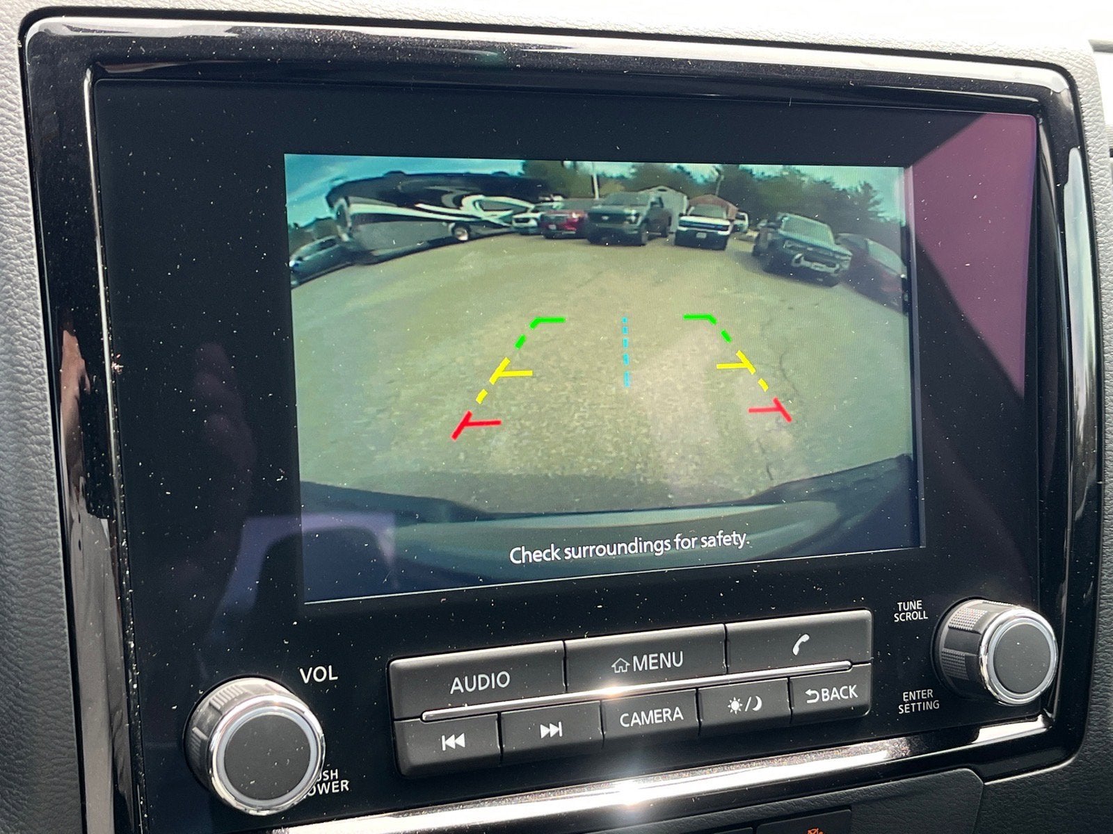 2024 Nissan Frontier SV