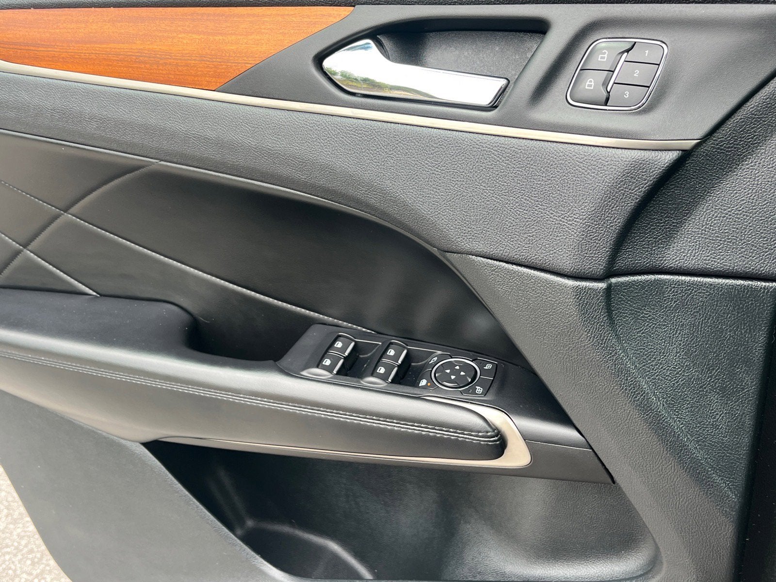 2017 Lincoln MKC Reserve